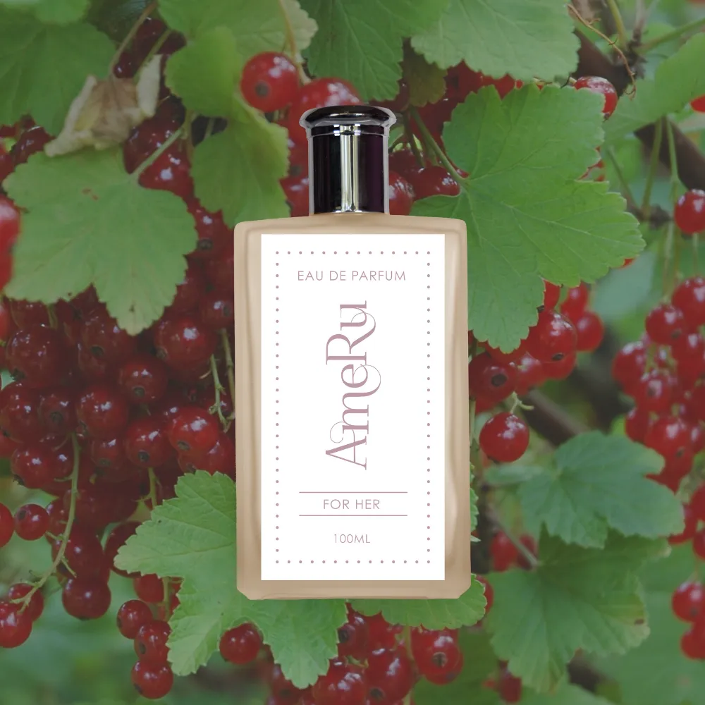 Inspired by English Oak & Redcurrant